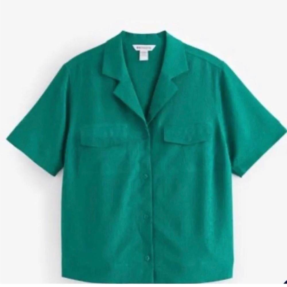 NWT Athleta Echo Top Green Short Sleeve Button Up Shirt Emerald Green Sz Small